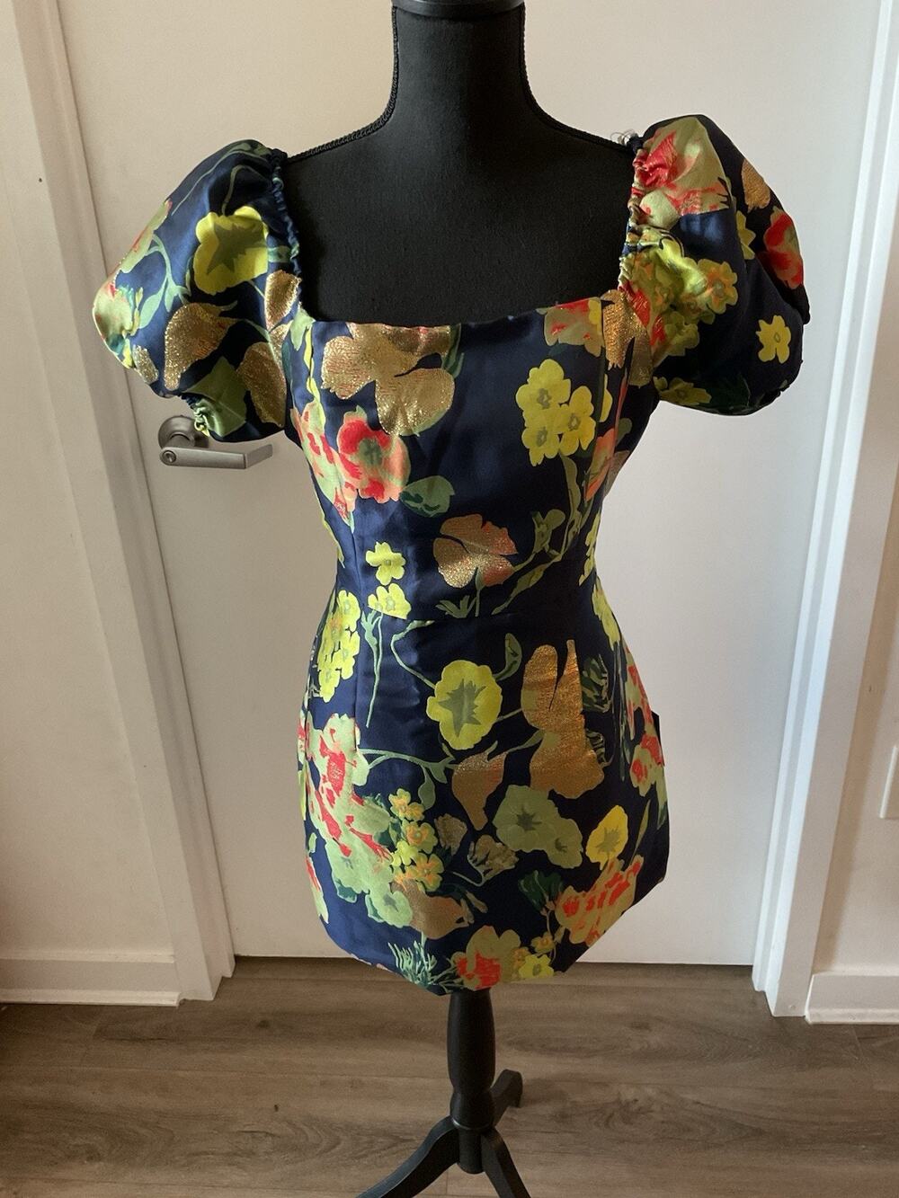 Lulus So Stunning Navy Blue Floral Jacquard Puff Sleeve Mini Dress NWT Size L